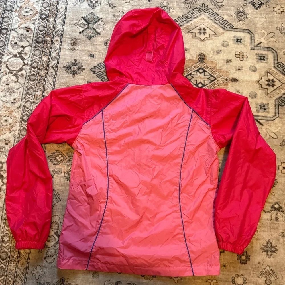 Columbia Girl’s Pink Lightweight Hooded Raincoat Windbreaker - Size‎ 14/16